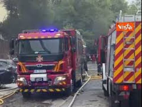 Attacco russo a Dnipro, 10 persone ferite