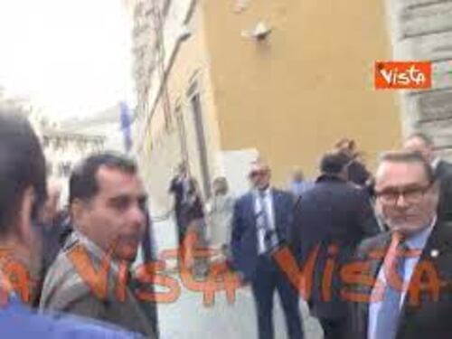 Manovra, Salvini: "Norma su affitti brevi non ci sarà, la cancelleremo alla base o in Parlamento"
