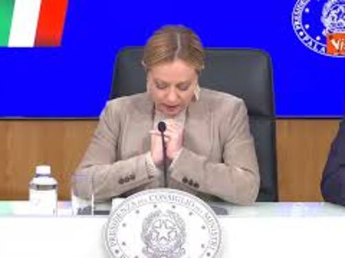 Manovra, Meloni: "Complessivamente 1,6 miliardi dedicati alle famiglie"