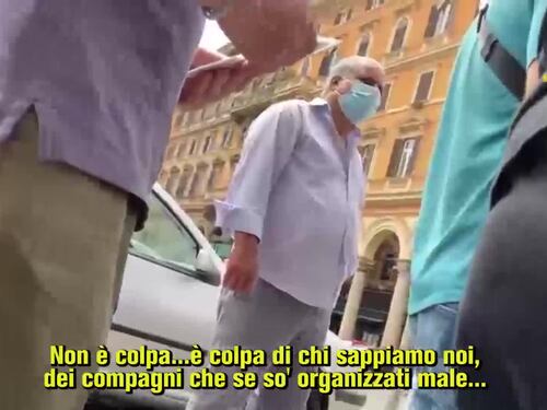 "Okkupanti" in massa alle primarie: caos al Gazebo del Pd