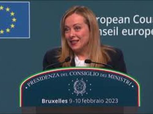 Meloni: "Politica estera Italia non è solo pacche sulle spalle"
