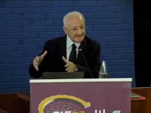 De Luca: "Sistema informatico Campania ha subito attacco hacker, lo abbiamo sventato"
