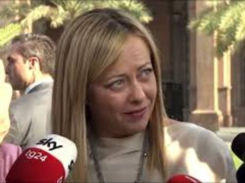 Tragedia Cutro, Meloni: "Qualcuno pensa davvero che volevamo farli morire?"