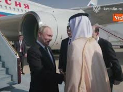 Putin arrivato ad Abu Dhabi, rara visita nel Golfo