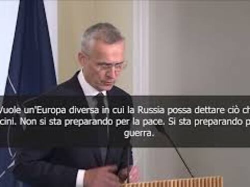 Stoltenberg: "Putin non si sta preparando per la pace"