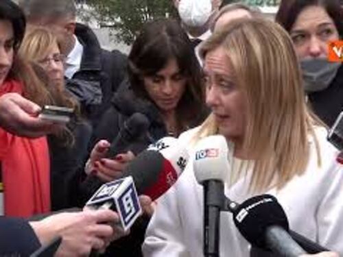 Meloni: “Italia può diventare hub di distribuzione di energia in Europa”