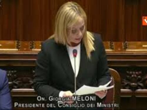 Migranti, Meloni: "Calunniano l'Italia per fini politici"