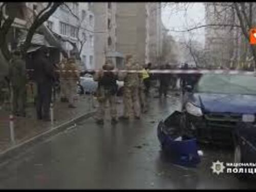 Elicottero precipita vicino ad un asilo in Ucraina, 18 morti. Le immagini del luogo della tragedia