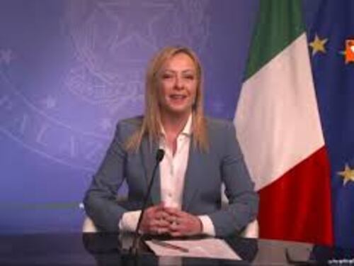 Meloni: "Grazie sindaci, avete salvato la faccia alle istituzioni"