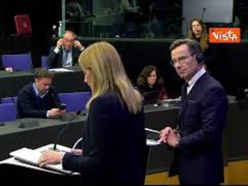 Iran, Metsola: "Agire contro regime, Ue rafforzi sanzioni"