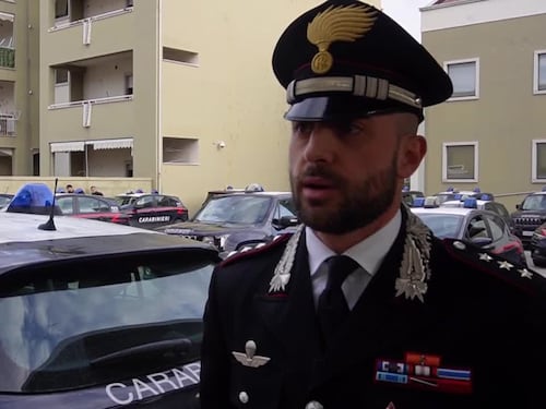 Il capitano dei carabinieri Lucio Pellegrini dopo il blitz anti droga nel Casertano