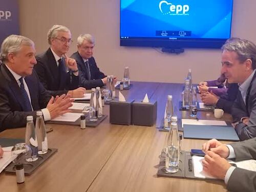 Antonio Tajani incontra il primo ministro greco Mitsotakis
