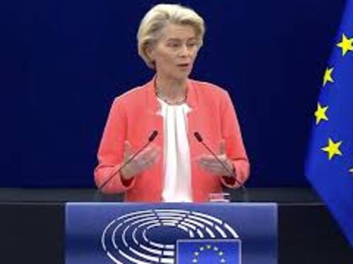 Von der Leyen: "Il pianeta è in ebollizione, è una realtà"