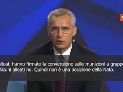 Stoltenberg: Bombe a grappolo? E' scelta dei singoli Stati