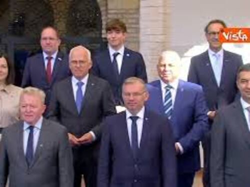 Consiglio Ue informale sull'agricoltura a Cordoba, la foto di gruppo