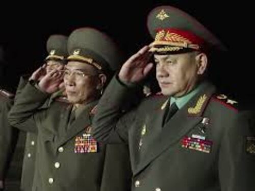 Il ministro della Difesa russo Shoigu in Corea del Nord, le immagini dell'arrivo