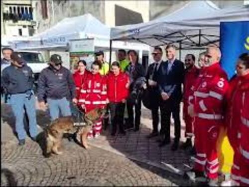 DonatoriNati della Polizia di Stato fa tappa a Caivano con Anas e Croce Rossa