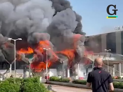 Incendio al centro commerciale le vele di Desenzano del Garda
