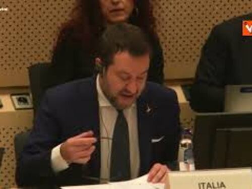 Salvini: “Risolvere nodo Brennero, comunicazioni non vanno bloccate”