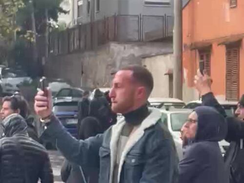 Un fiancheggiatore in manette. Il blitz dei Ros tra gli applausi dei palermitani