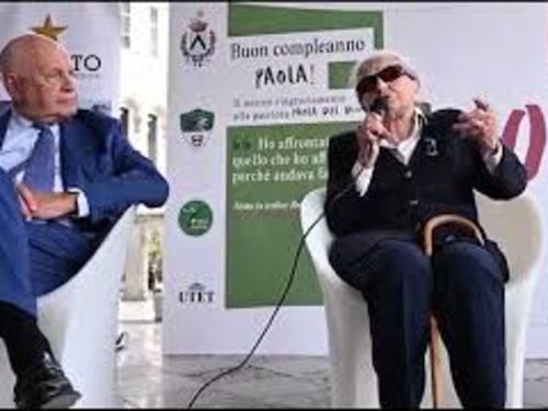 Paola Del Din autografa il libro del Ministro Nordio