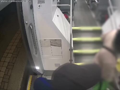 Rapina con machete sul treno: fermati due stranieri a Lecco