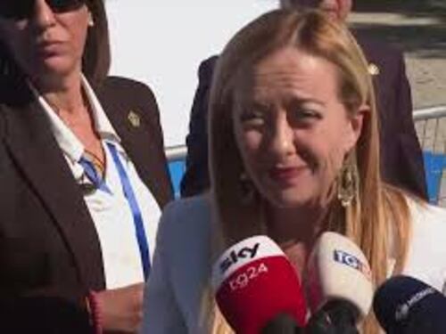 Meloni a Granada: "Bene Patto Ue sui migranti, ma puntare su blocco partenze" INTEGRALE