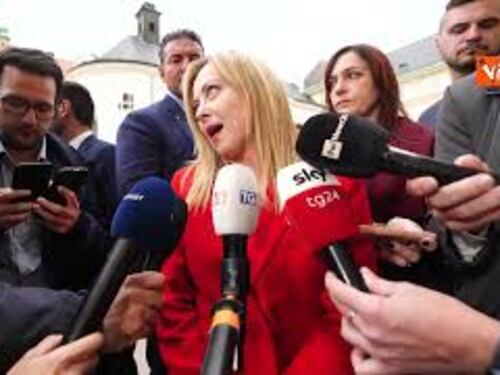 Meloni: "Critiche Spagna? in Italia record occupati, non conoscono nostro lavoro"