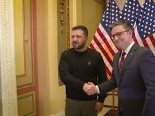 Zelensky incontra lo speaker della Camera Usa Johnson