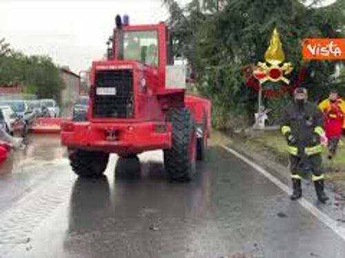 Maltempo in Toscana, allagata Campi Bisenzio
