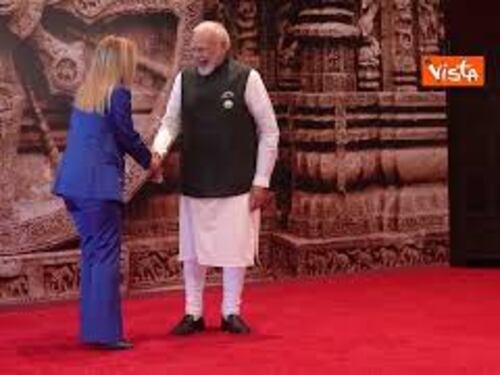 G20 India, Meloni accolta da Modi alla sessione di apertura del vertice