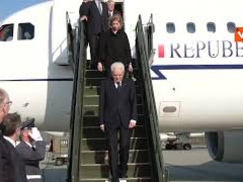 Mattarella arriva a Oslo, le immagini