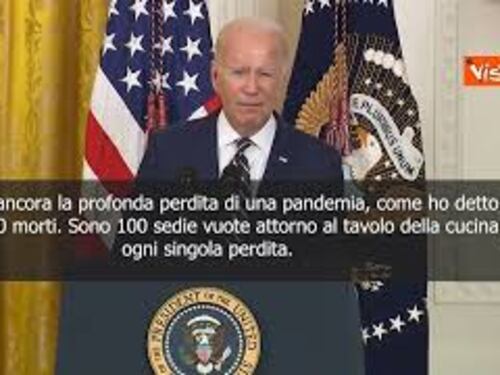 Gaffe di Biden: "Oltre 100 americani morti a causa del Covid"