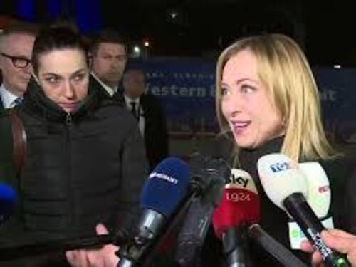 Meloni: "Soddisfatta dal vertice, c'è grande voglia di Italia"
