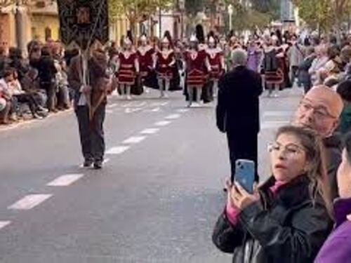 Le immagini della Semana Santa Marinera di Valencia. Ecco la processione del venerdì santo