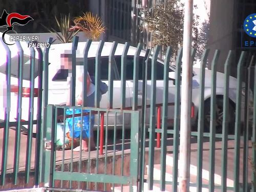 Preside antimafia arrestata, il video dell'operazione dei carabinieri di Palermo