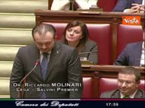 Molinari ricorda Maroni in Aula alla Camera: "Dedizione e onore. Ciao, Bobo"