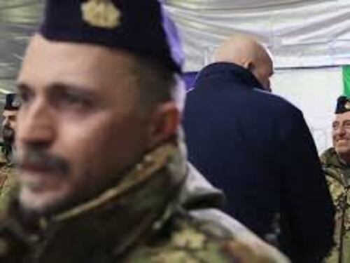 Crosetto in Romania incontra il contingente italiano