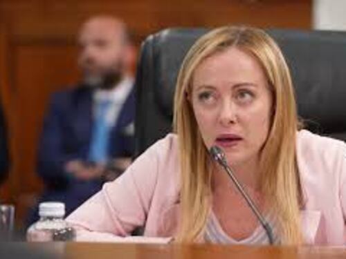 Meloni riceve sindacati a Palazzo Chigi: "Governo ascolta vostre proposte"
