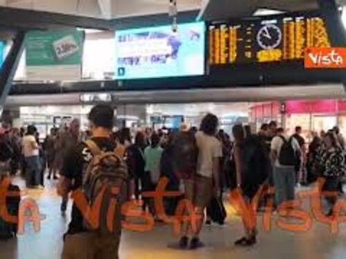 Terremoto a Napoli, sospesa la circolazione dei treni