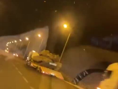 Tank israeliani verso Gaza