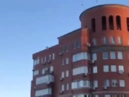 Un drone russo in volo nei cieli di Kiev