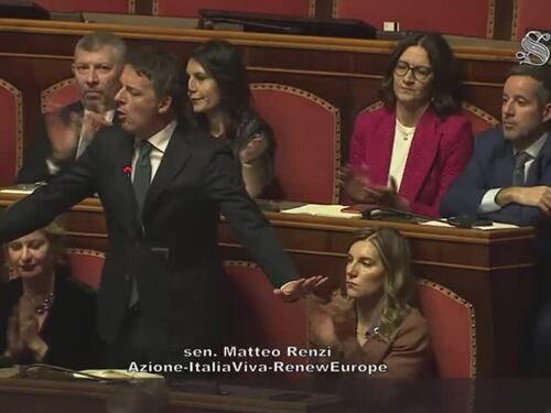 "Non chiedo le dimissioni di Piantedosi". L'affondo di Renzi all'opposizione