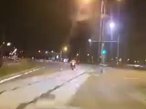 Il killer in fuga: il video ripreso da un'automobilista