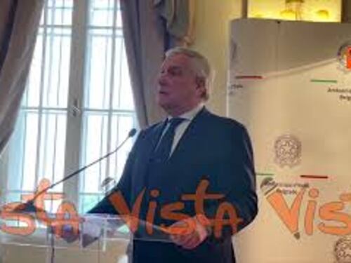 Tajani: "Da Serbia atteggiamento costruttivo, a Pristina dico no azioni unilaterali"
