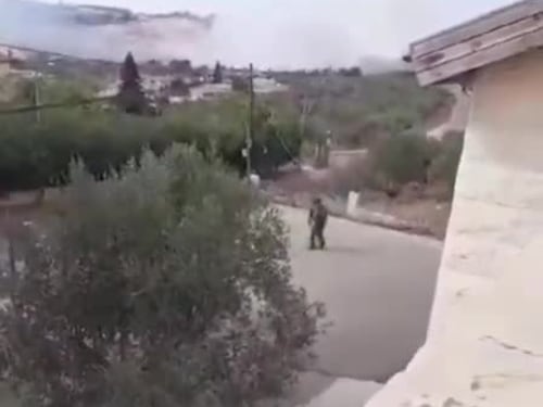 Soldati israeliani combattono al confine con il Libano