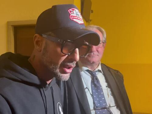 Lo show in aula di Fabrizio Corona dopo la condanna: "Io non sono la sorella di Cucchi"
