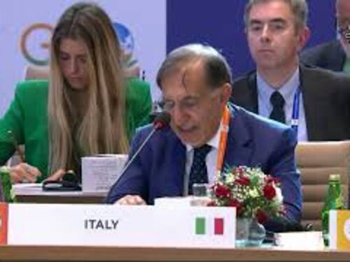 La Russa: Guerre e conflitti mettono a rischio non solo l'ambiente, ma l'umanità