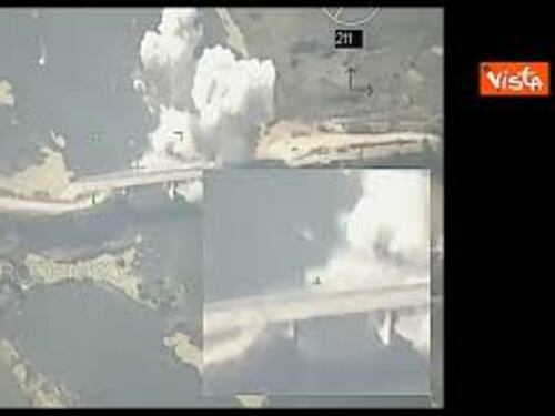Ucraina, i russi distruggono il ponte di Kuzemovsky