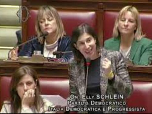 Schlein: "Meloni rompe il soffitto di cristallo facendo cadere schegge sulle altre donne"